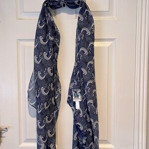 NWT Printed Scarf